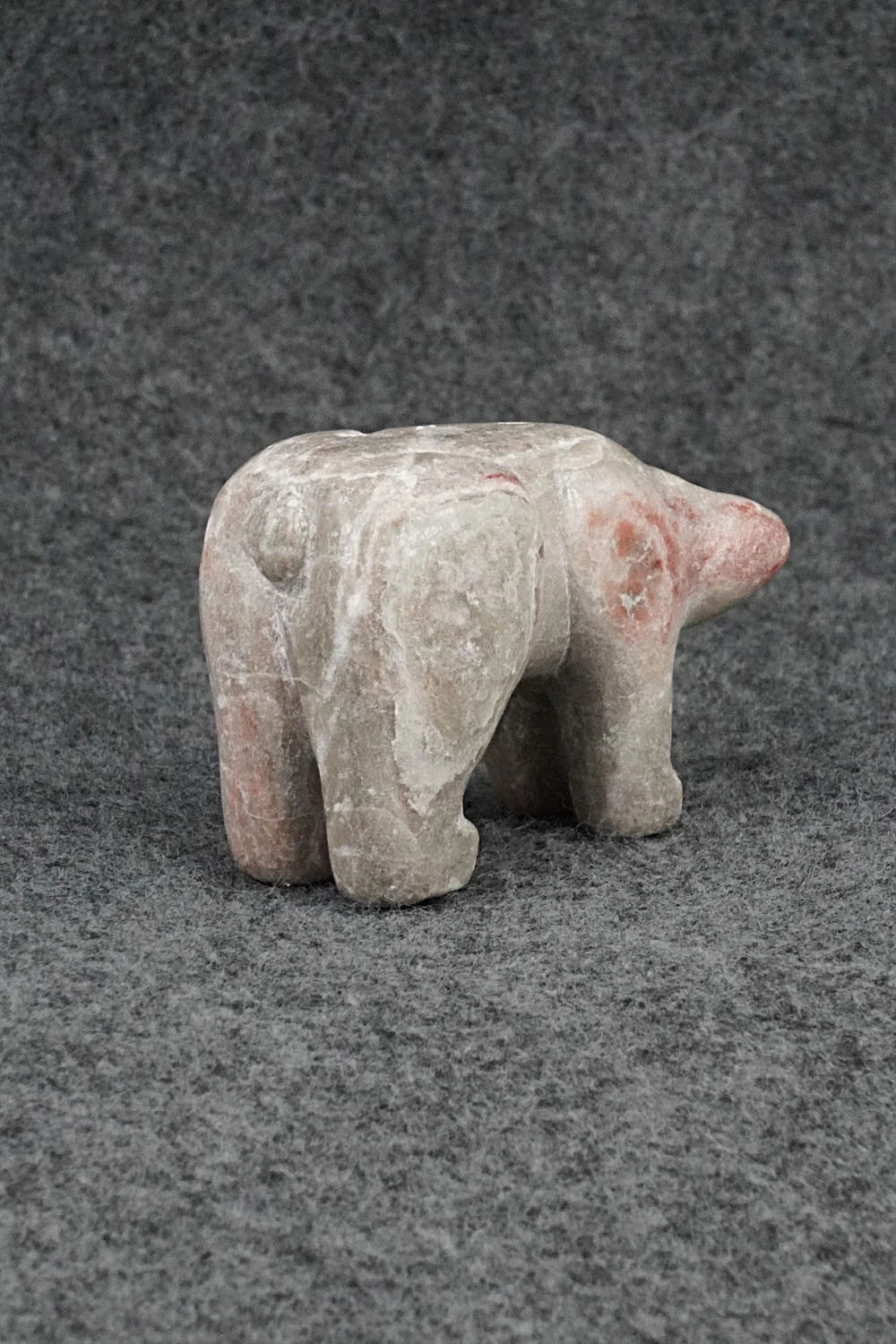 Bear Zuni Fetish Carving - Rick Kallestewa
