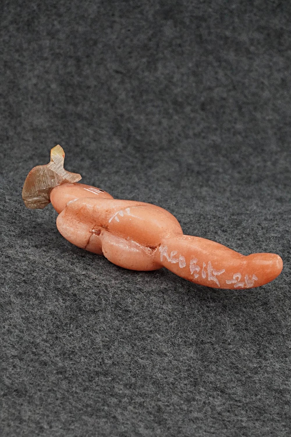 Otter Zuni Fetish Carving - Justin Red Elk