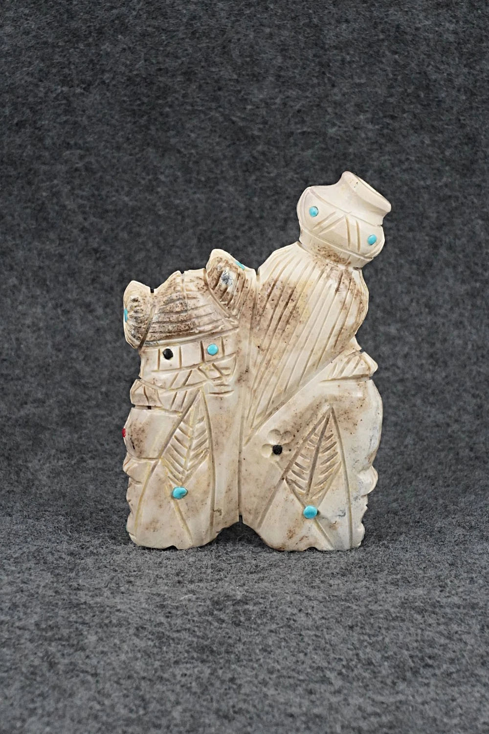 Ola Maiden Zuni Fetish Carving - Danette Laate