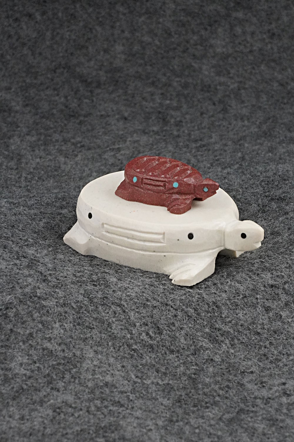 Turtle Zuni Fetish Carving - Jesus Espino