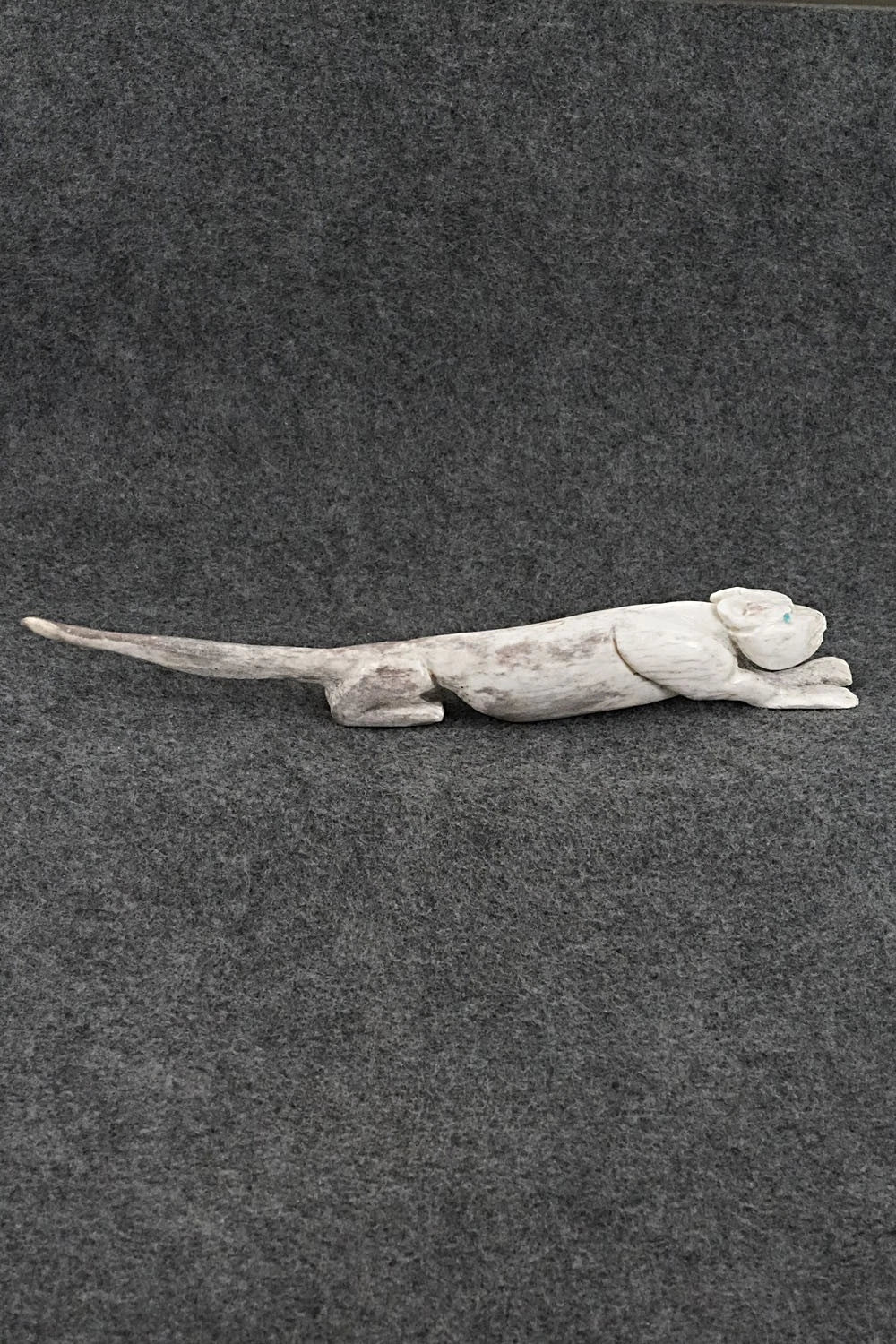 Mountain Lion Zuni Fetish Carving - Garren Ortiz