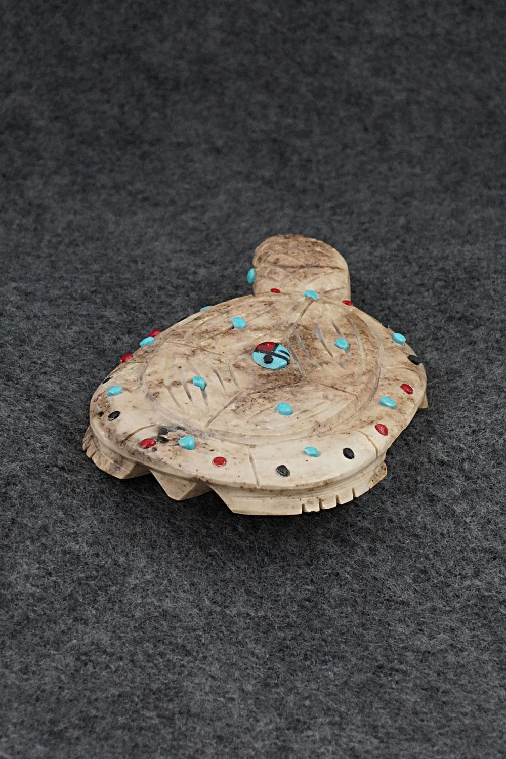 Turtle Zuni Fetish Carving - Danette Laate