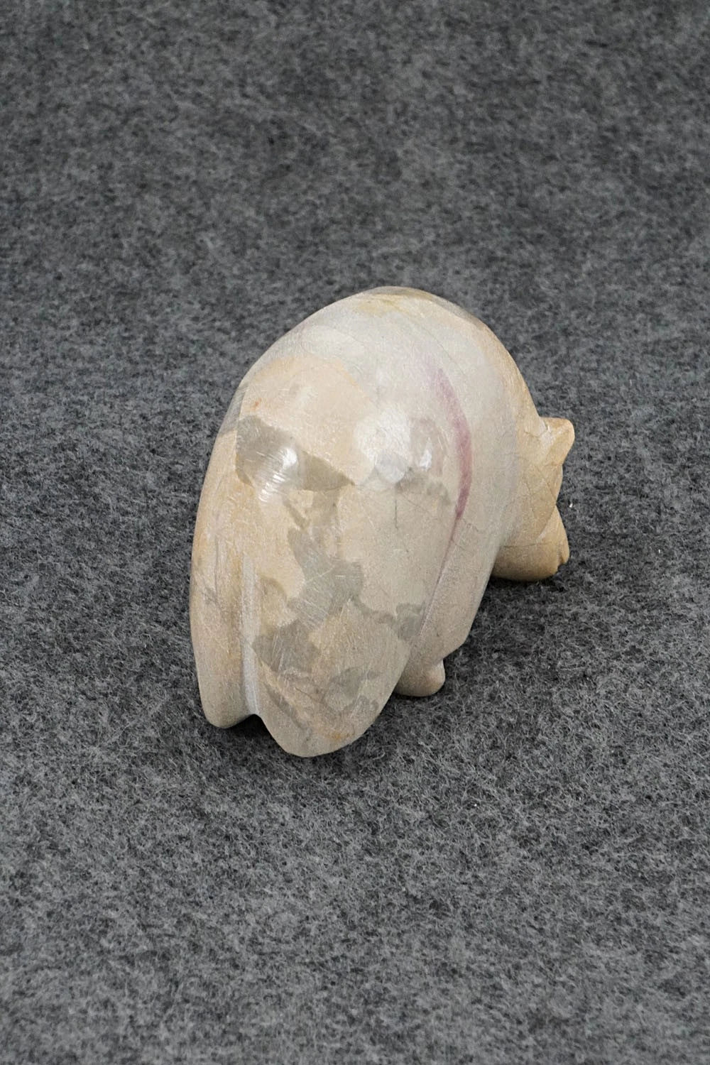 Bear Zuni Fetish Carving - Delvin Leekya