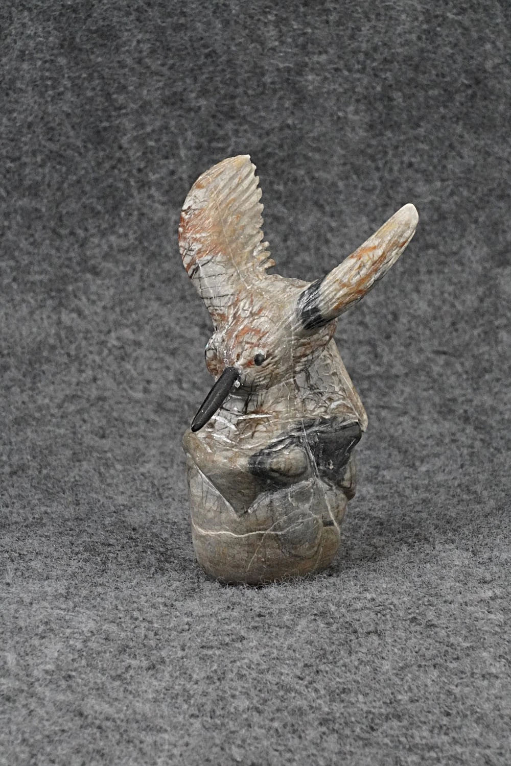 Hummingbird Zuni Fetish Carving - Carlton Camasona