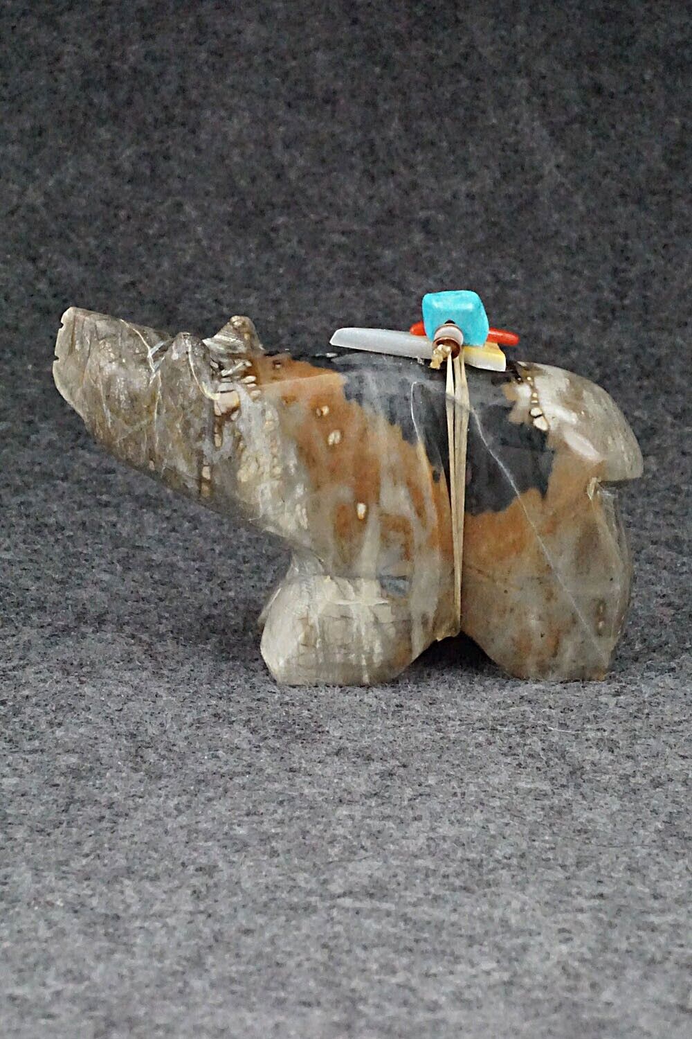 Bear Zuni Fetish Carving - Stewart Alanzo