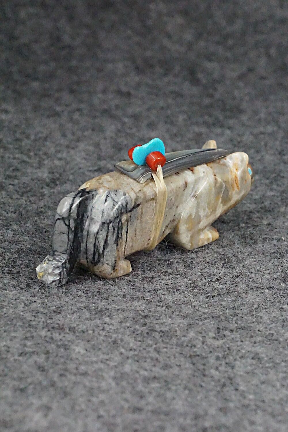 Mountain Lion Zuni Fetish Carving - Alex Tsethlikai
