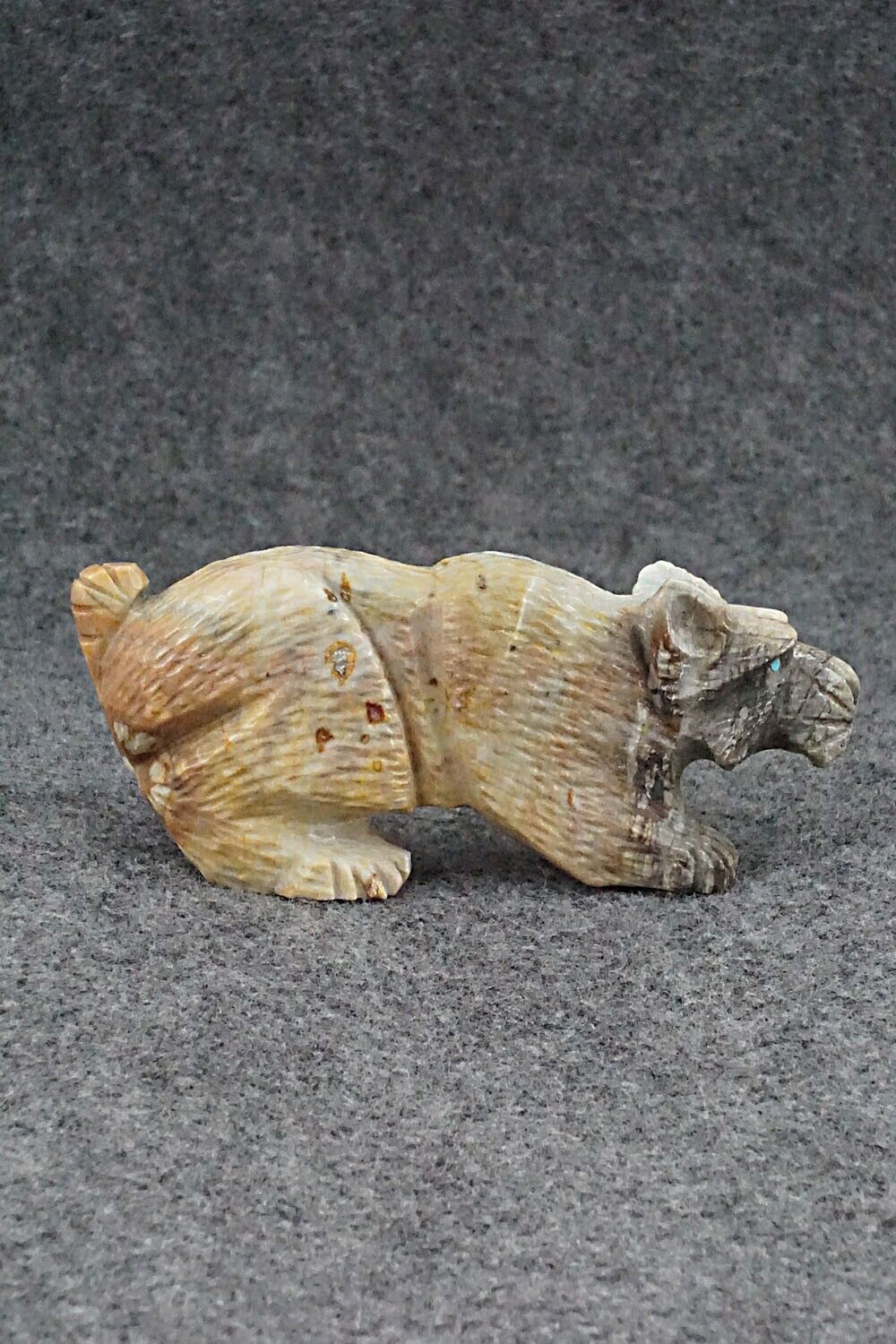 Bobcat Zuni Fetish Carving - Tony Mackel