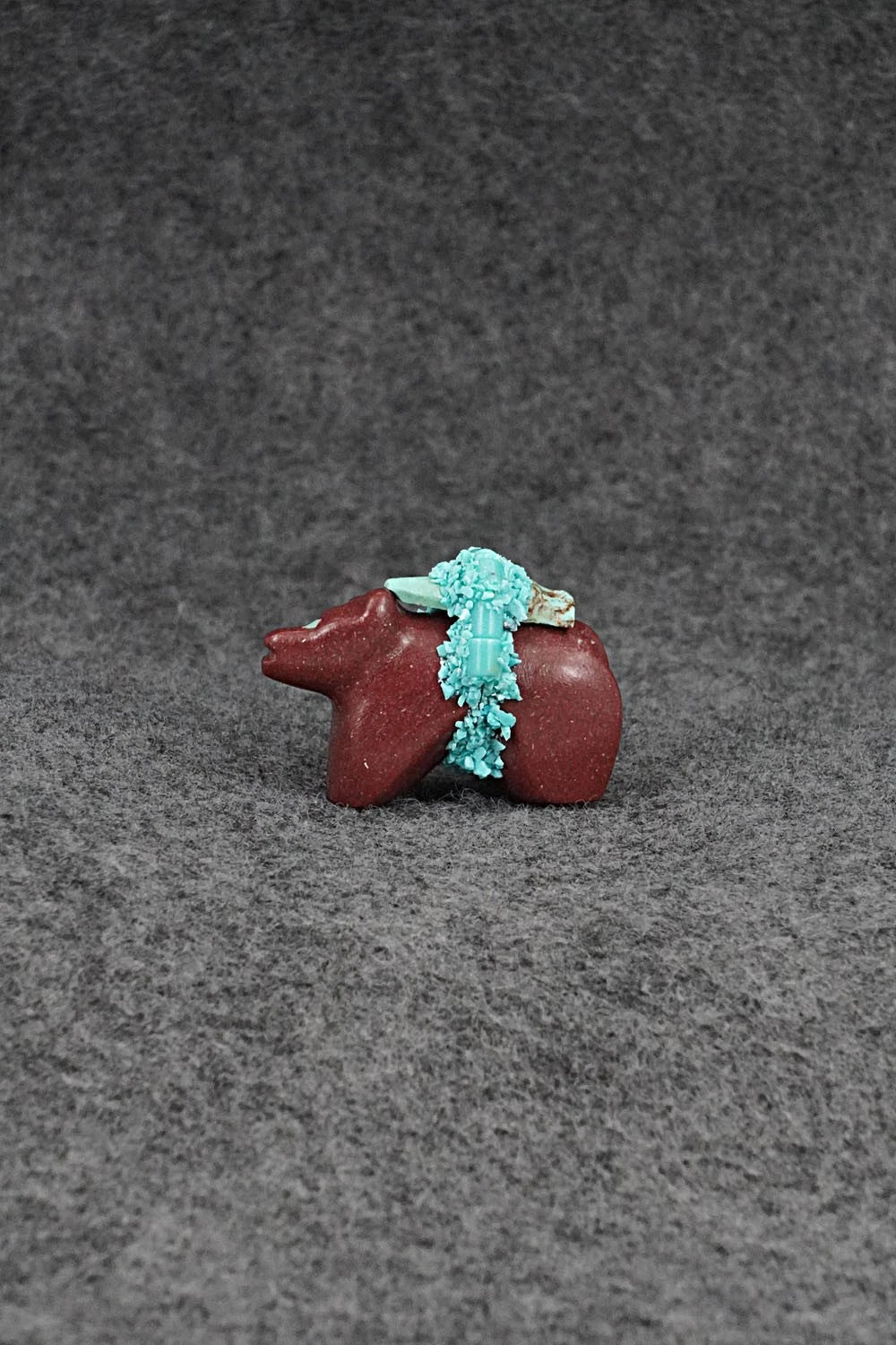 Bear Zuni Fetish Carving - Marveletta Phillips