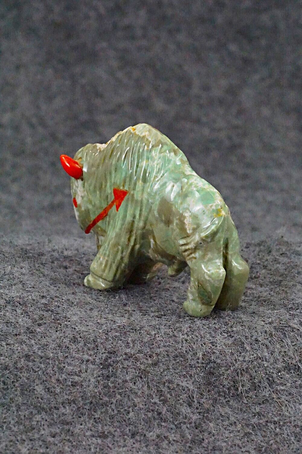 Buffalo Zuni Fetish Carving - Andres Quandelacy