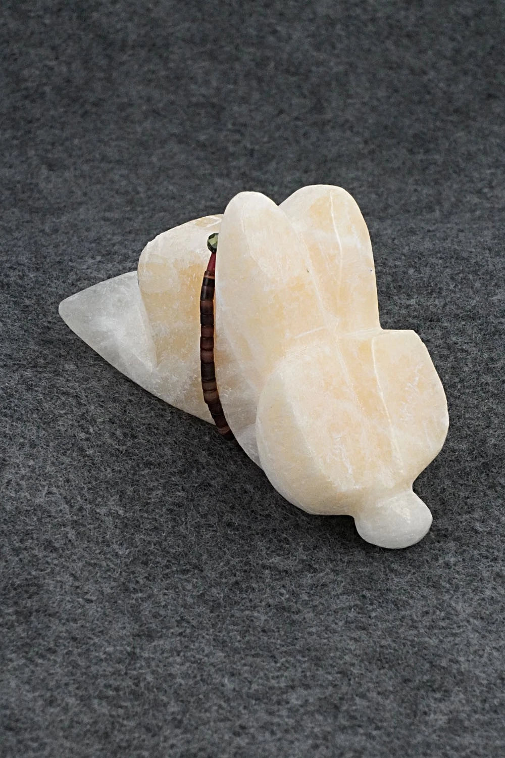 Rabbit Zuni Fetish Carving - Benina Kallestewa