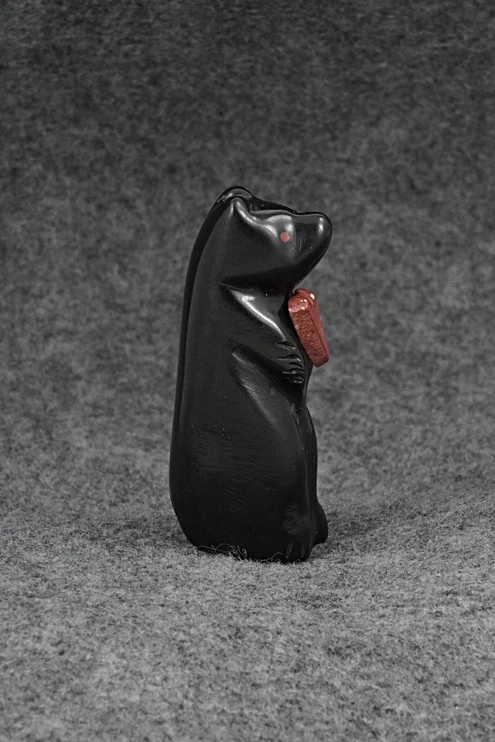 Bear Zuni Fetish Carving - Justin Red Elk