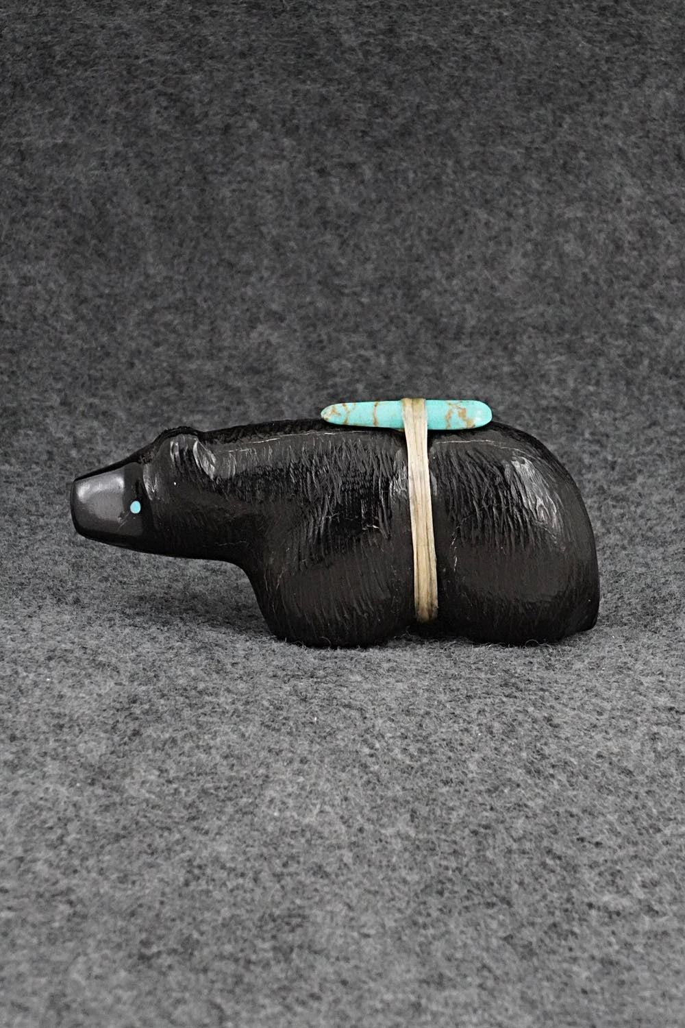 Bear Zuni Fetish Carving - Herb Halate