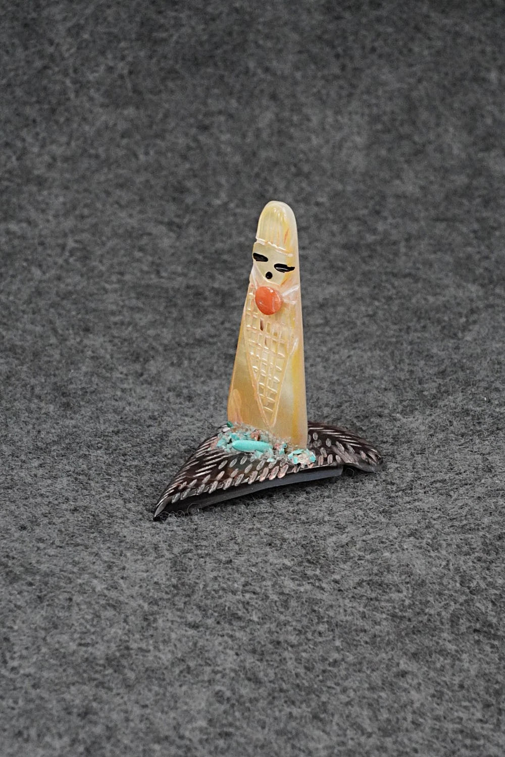 Corn Maiden Zuni Fetish Carving - Carlton Camasona