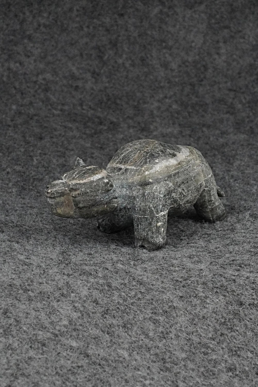 Buffalo Zuni Fetish Carving - Derrick Kammasee