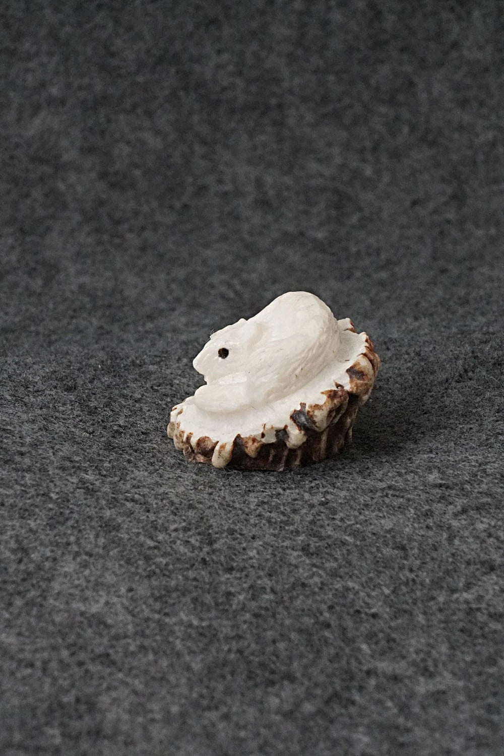 Fox Zuni Fetish Carving - Chris Peina