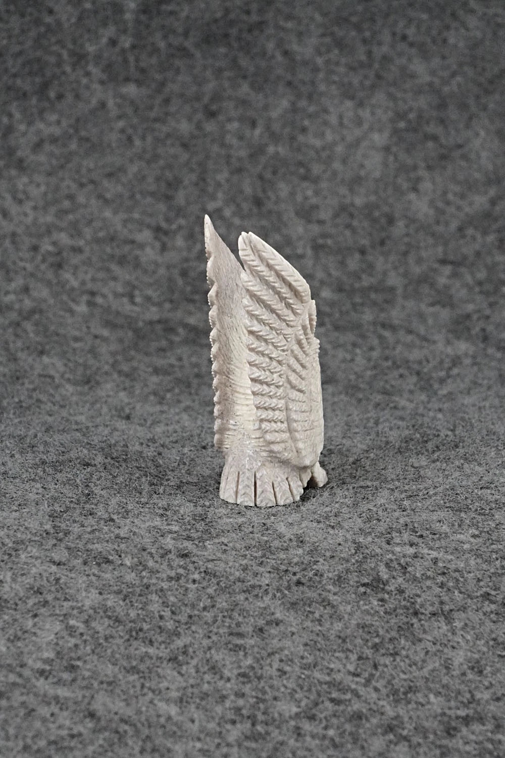 Eagle Zuni Fetish Carving - Justin Hustito