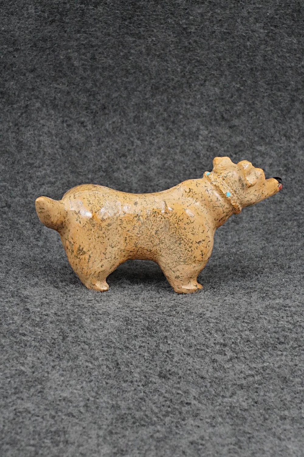 Dog Zuni Fetish Carving - Freddie Leekya