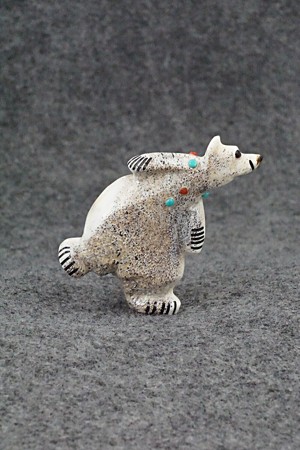 Dancing Bear Zuni Fetish Carving - Claudia Peina