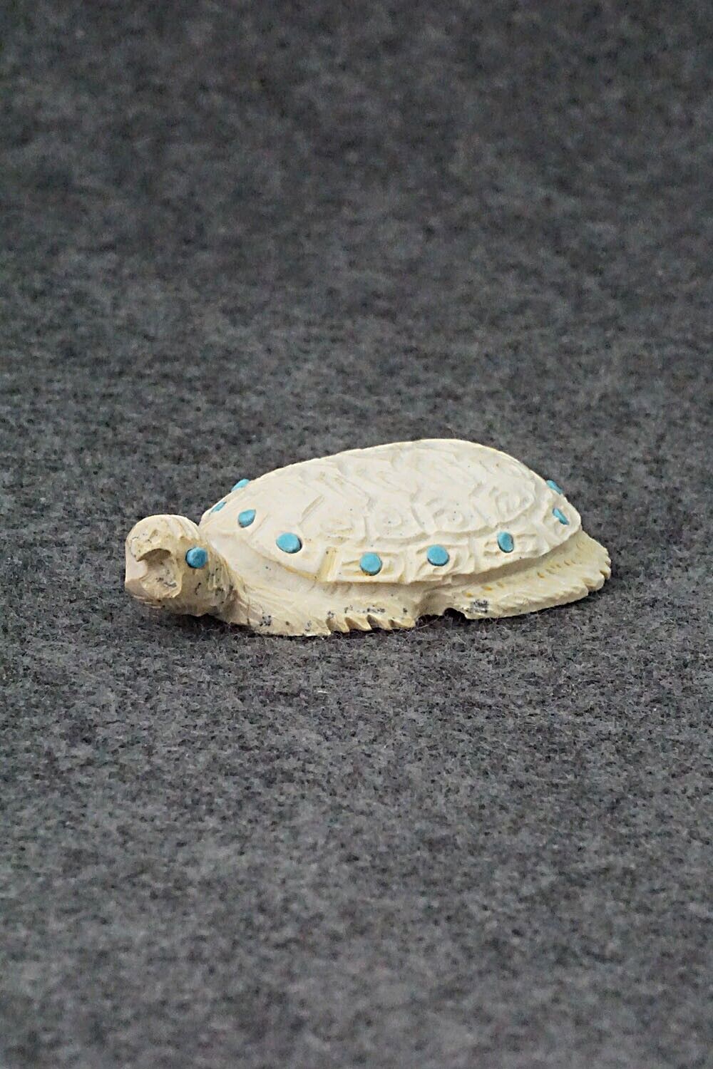 Turtle Zuni Fetish Carving - Adrian Cachini