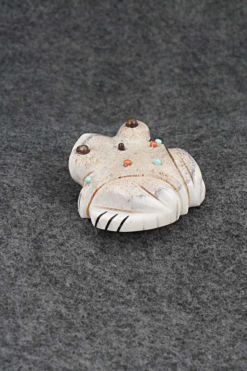 Frog Zuni Fetish Carving - Claudia Peina