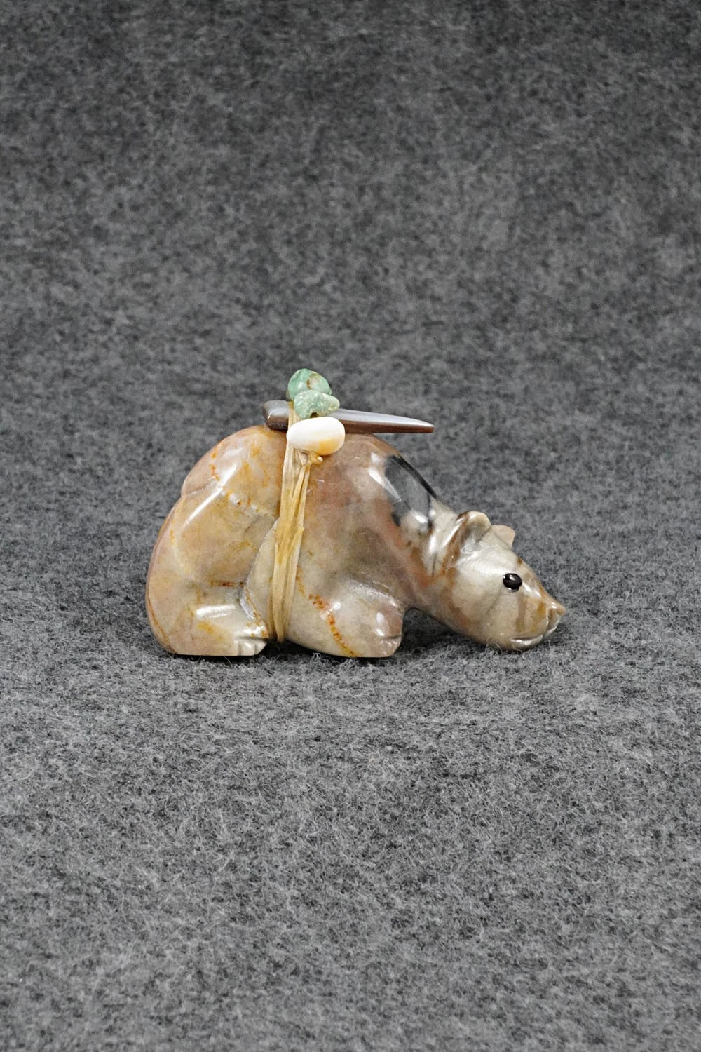Bear Zuni Fetish Carving - Randy Lucio