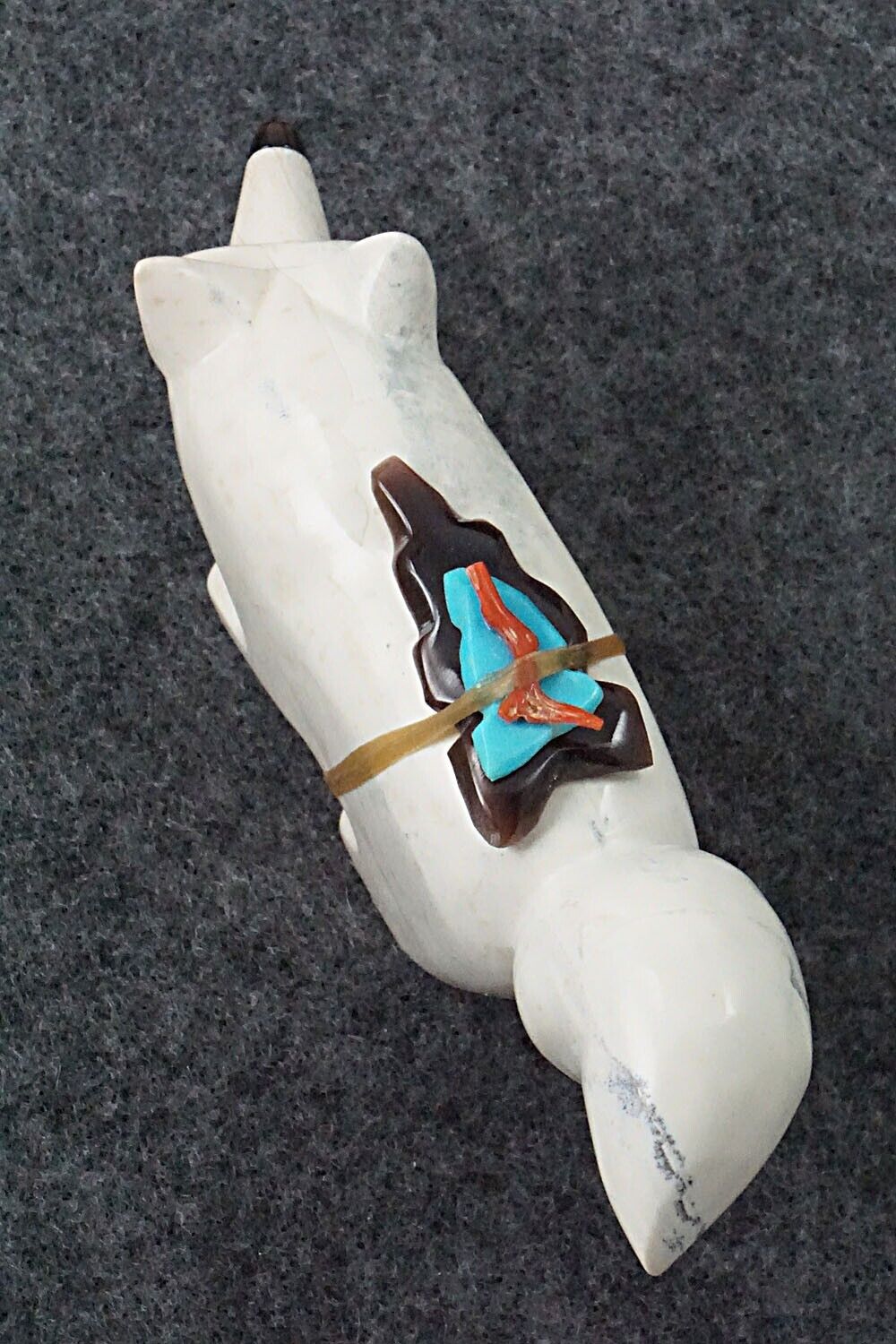 Wolf Zuni Fetish Carving - Enrike Leekya