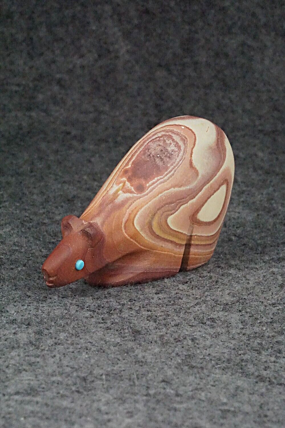 Bear Zuni Fetish Carving - Ronnie Lunasee