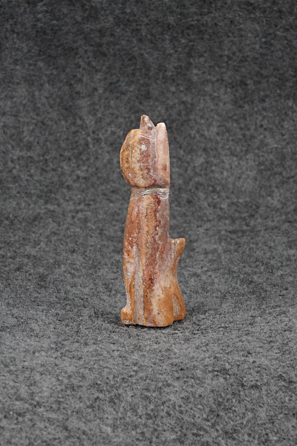 Cat Zuni Fetish Carving - Kenny Chavez
