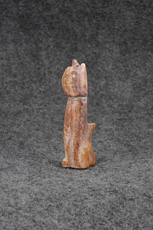 Cat Zuni Fetish Carving - Kenny Chavez