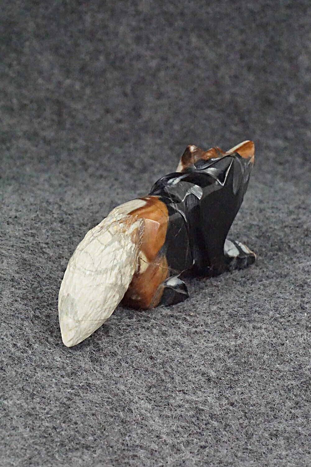 Wolf Zuni Fetish Carving - Tony Mackel