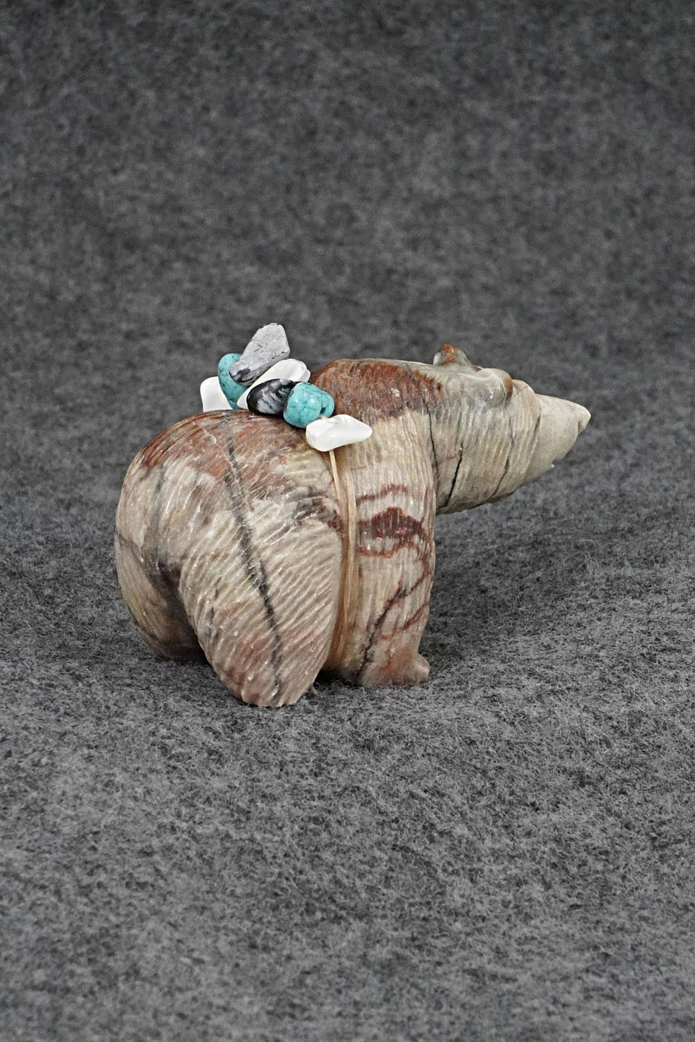 Bear Zuni Fetish Carving - Farlan & Paulette Quam