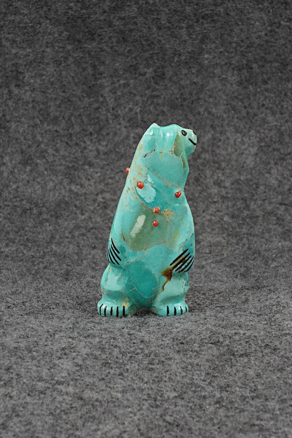 Bear Zuni Fetish Carving - Claudia Peina