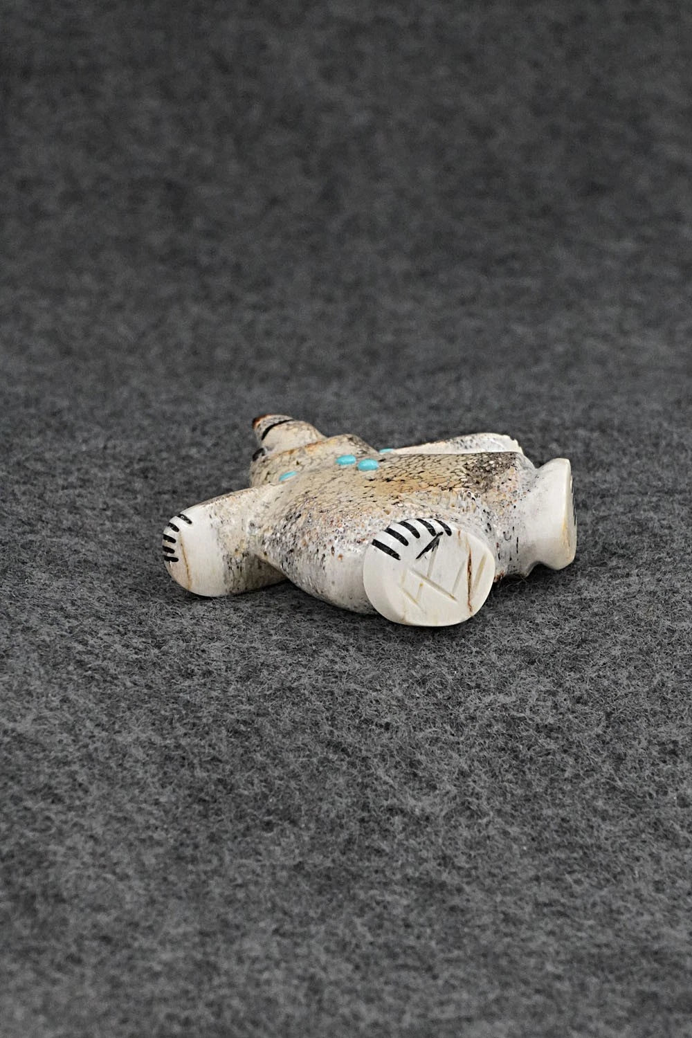 Dancing Bear Zuni Fetish Carving - Claudia Peina