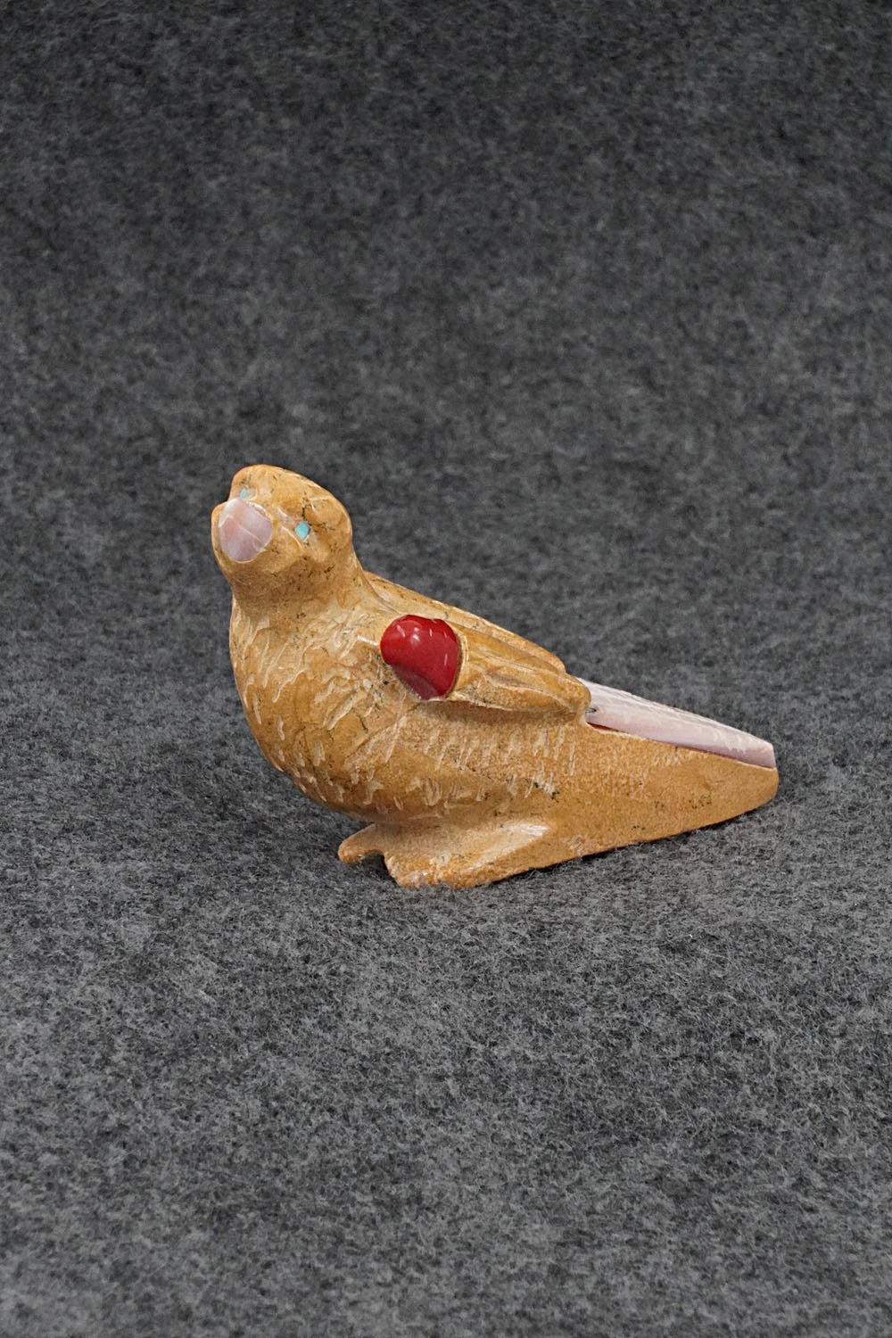 Bird Zuni Fetish Carving - Freddie Leekya