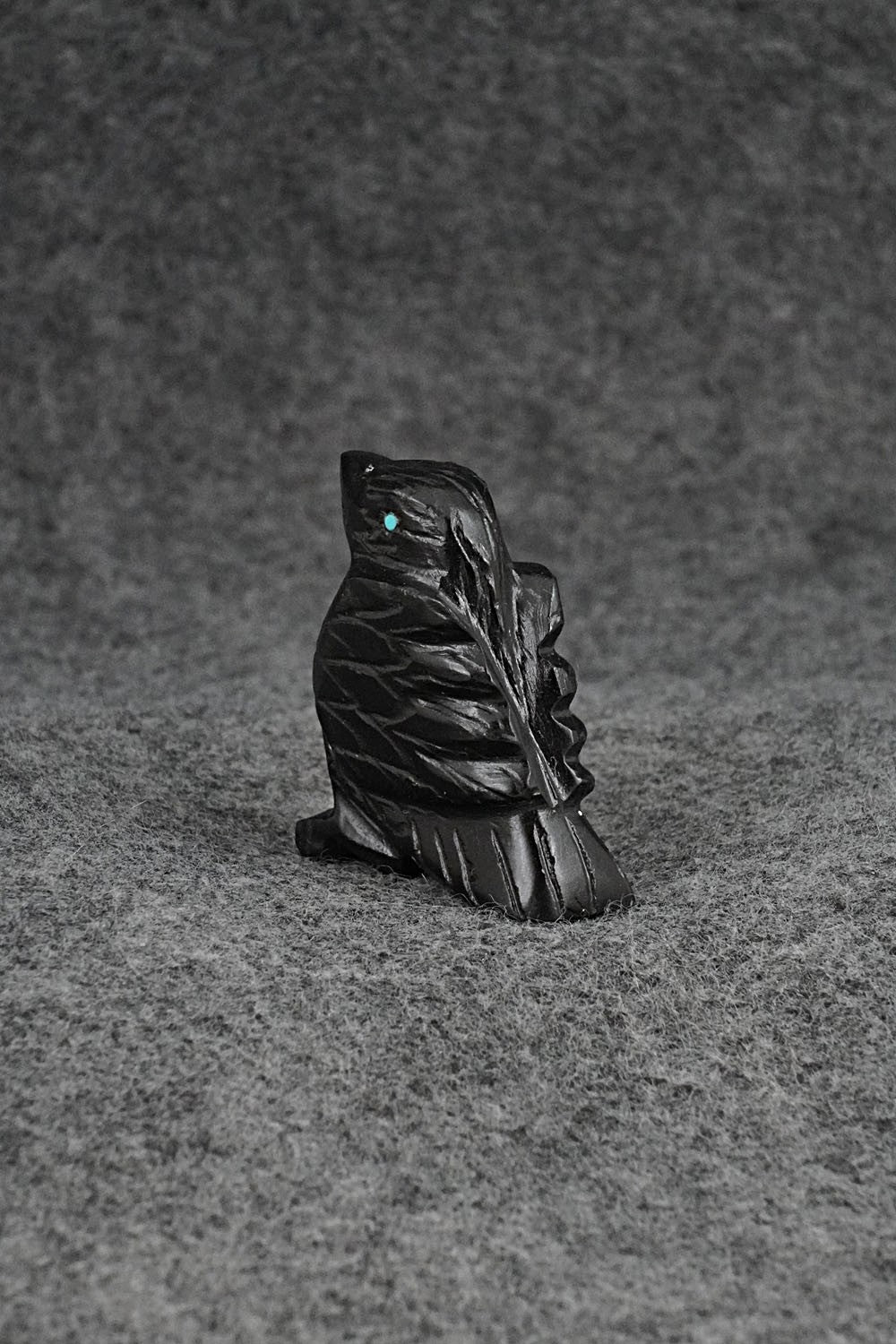 Crow Zuni Fetish Carving - Tony Mackel
