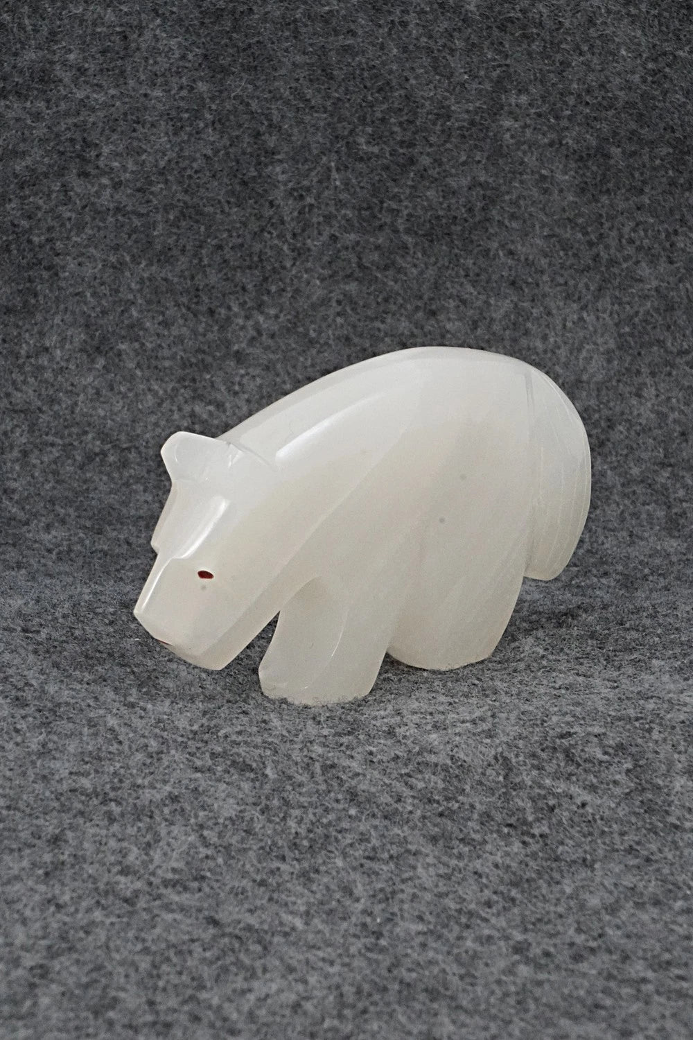Wolf Zuni Fetish Carving - Kenric Laiwakete