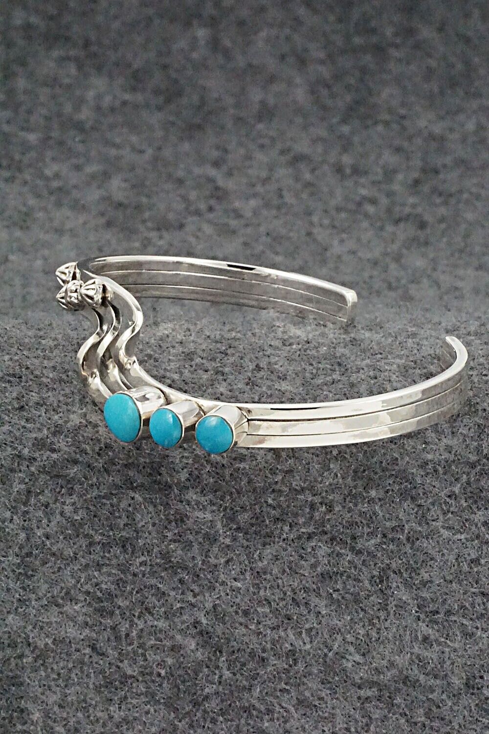 Turquoise & Sterling Silver Bracelet - Daniel Dakai