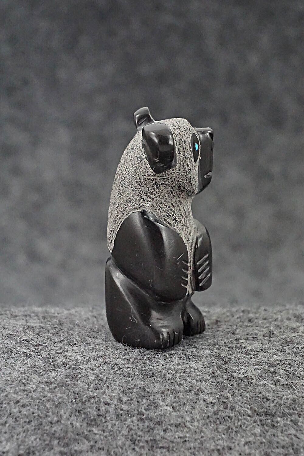 Bear Zuni Fetish Carving - Reynold Lunasee