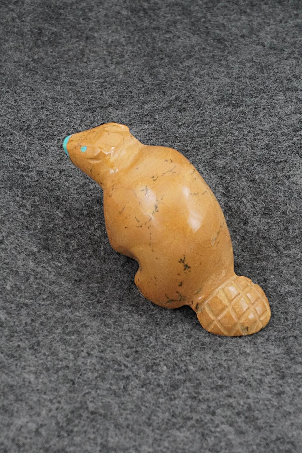 Beaver Zuni Fetish Carving - Enrike Leekya