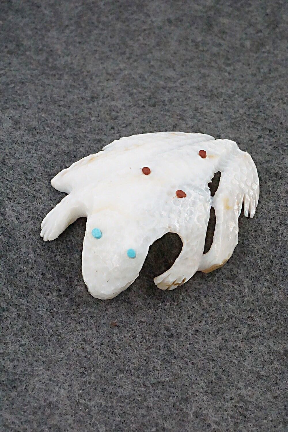 Frog Zuni Fetish Carving - Tyrone Poncho