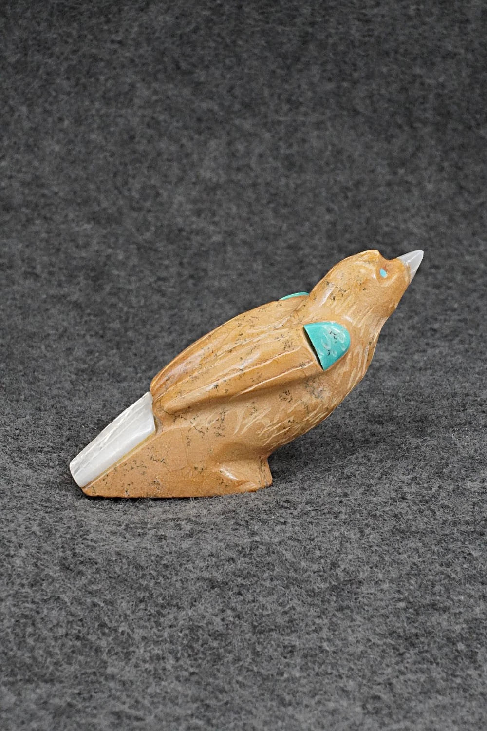 Bird Zuni Fetish Carving - Freddie Leekya