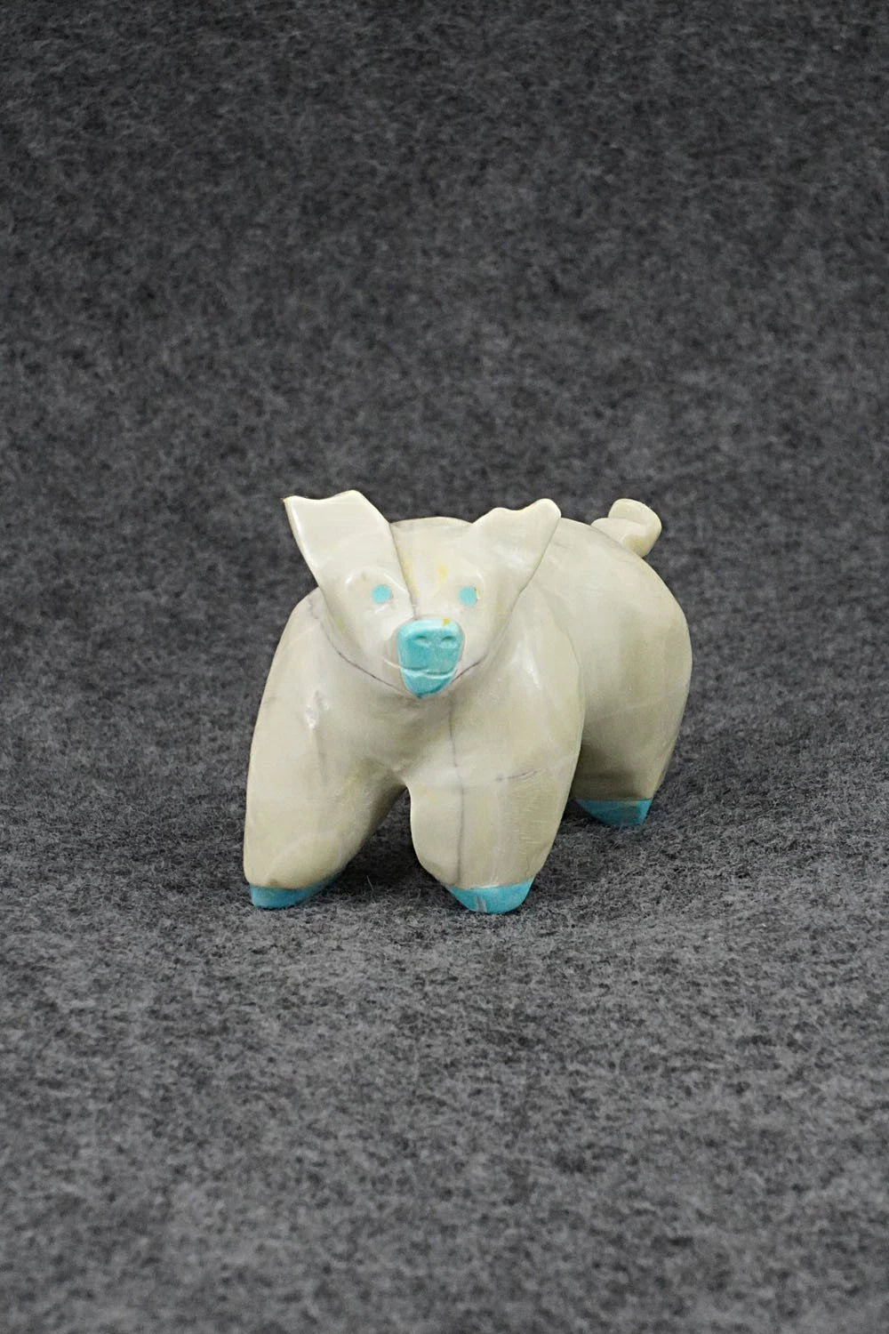 Pig Zuni Fetish Carving - Freddie Leekya