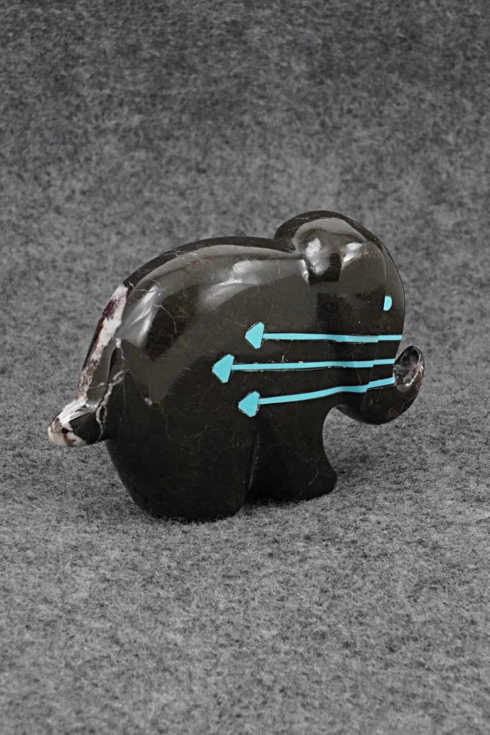 Elephant Zuni Fetish Carving - Kenric Laiwakete