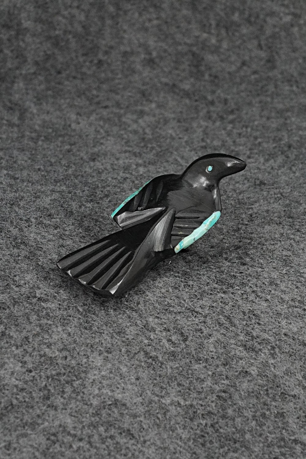 Crow Zuni Fetish Carving - Calvert Bowanie