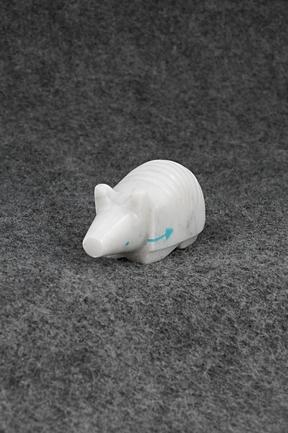 Armadillo Zuni Fetish Carving - Abby Quam Panteah