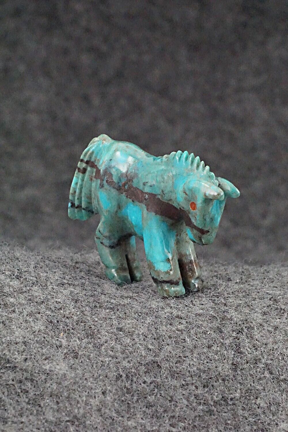 Horse Zuni Fetish Carving - Andres Quandelacy