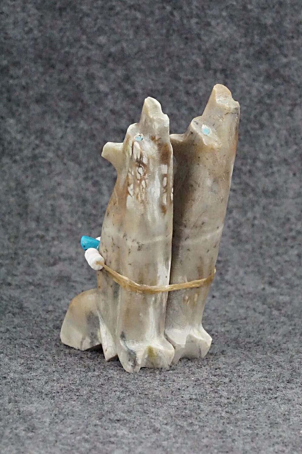 Wolf Pair Zuni Fetish Carving - Tim Lementino