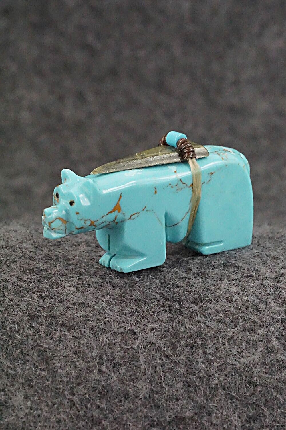 Bear Zuni Fetish Carving - Alex Tsethlikai