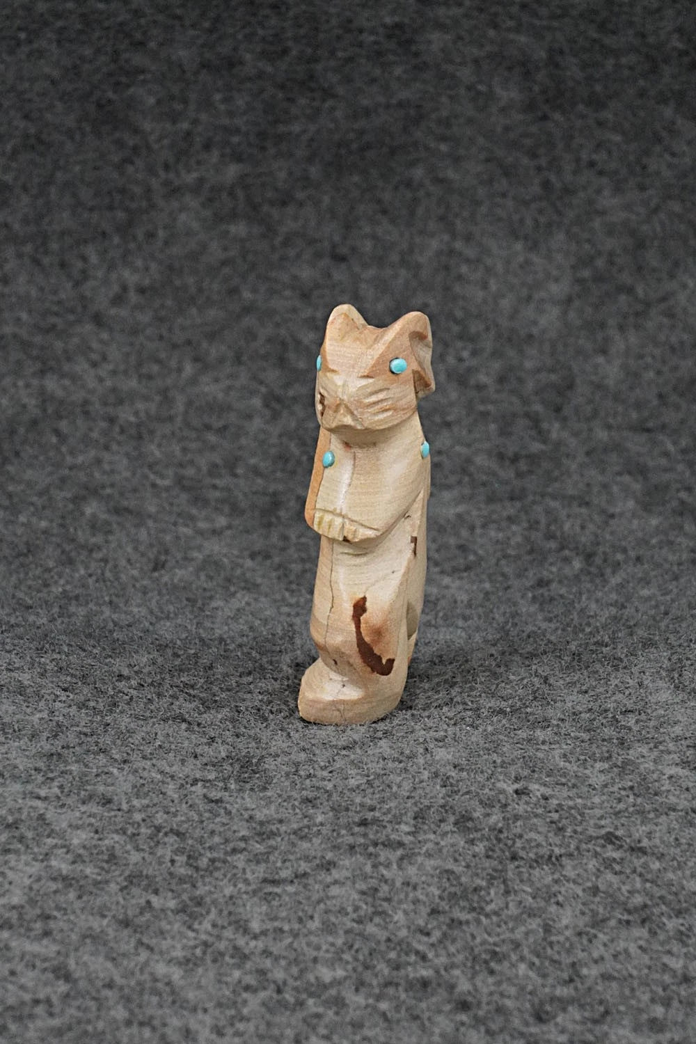 Rabbit Zuni Fetish Carving - Dannette Laate
