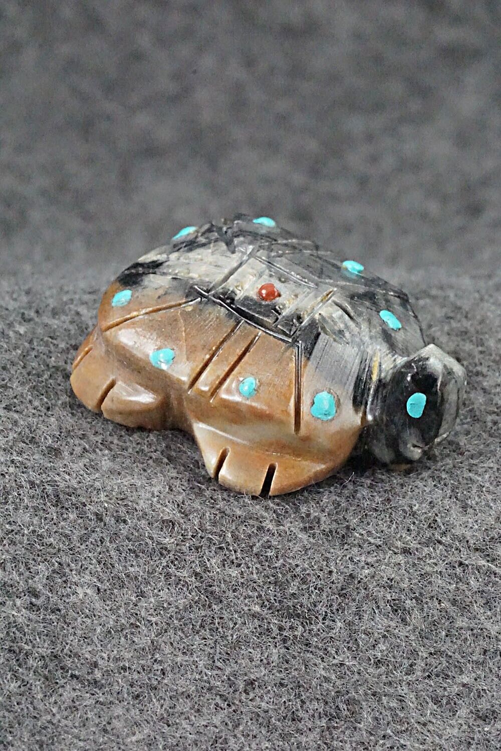 Turtle Zuni Fetish Carving - Carl Etsate